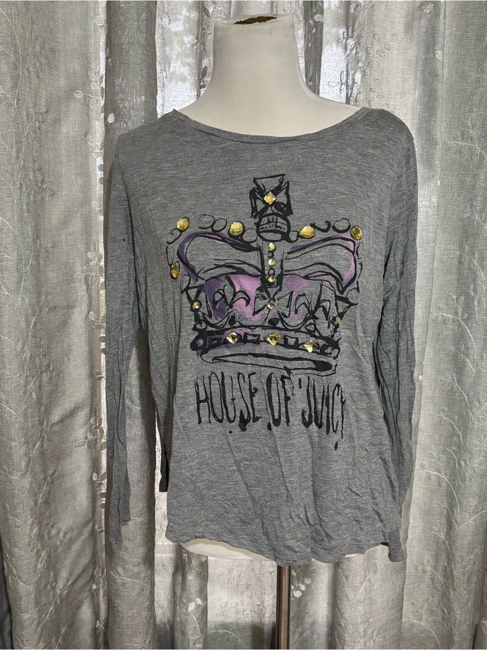 Juicy Couture Gray Long-Sleeve Tee with Crown Graphic
